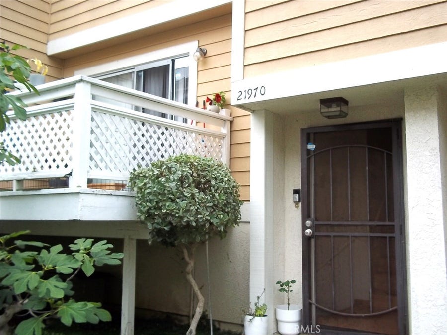 Property photo for 21970 Belshire, Hawaiian Gardens, CA