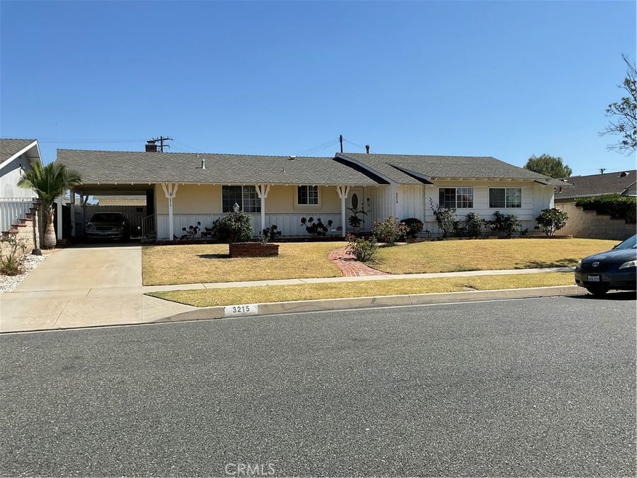 Property photo for 3215 Warwood Road, Lakewood, CA