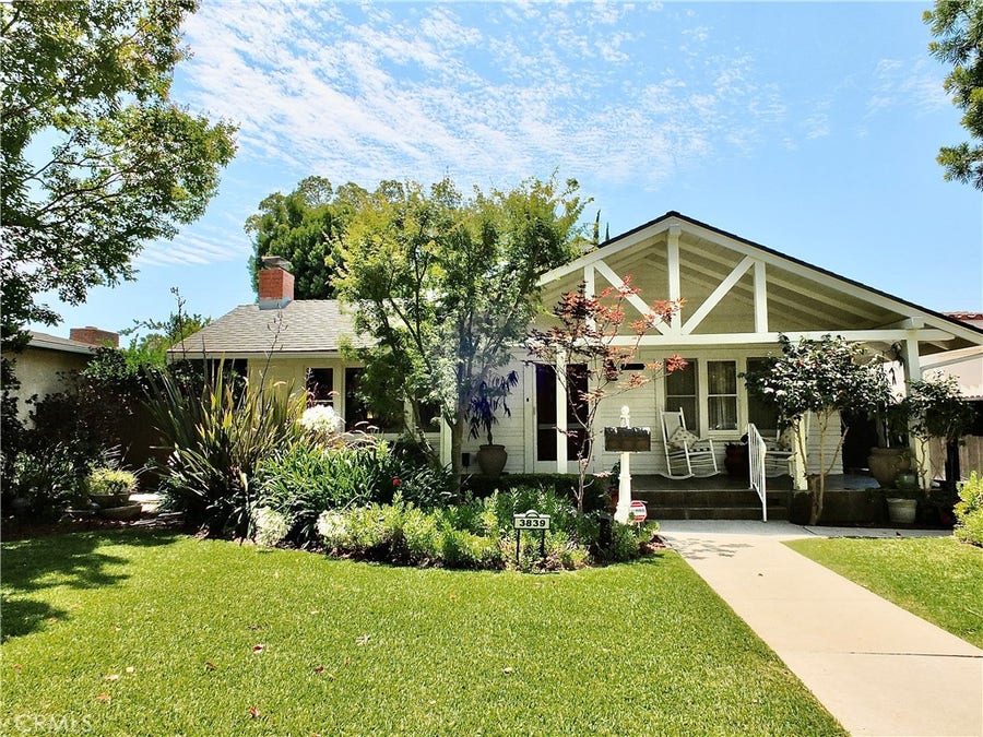 Property photo for 3839 Cedar Avenue, Long Beach, CA