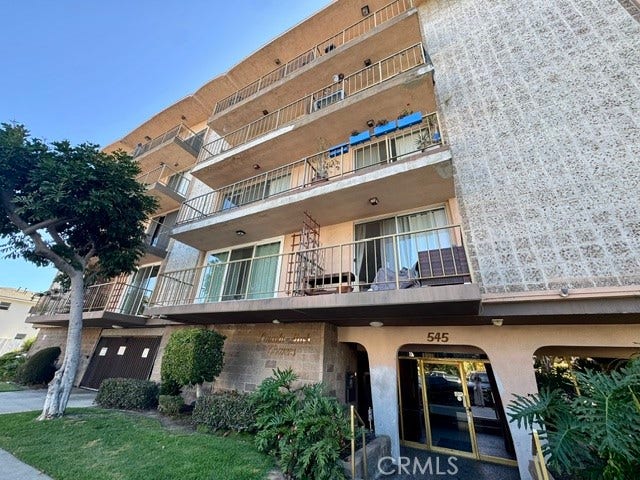 Property photo for 545 Chestnut Avenue, #306, Long Beach, CA