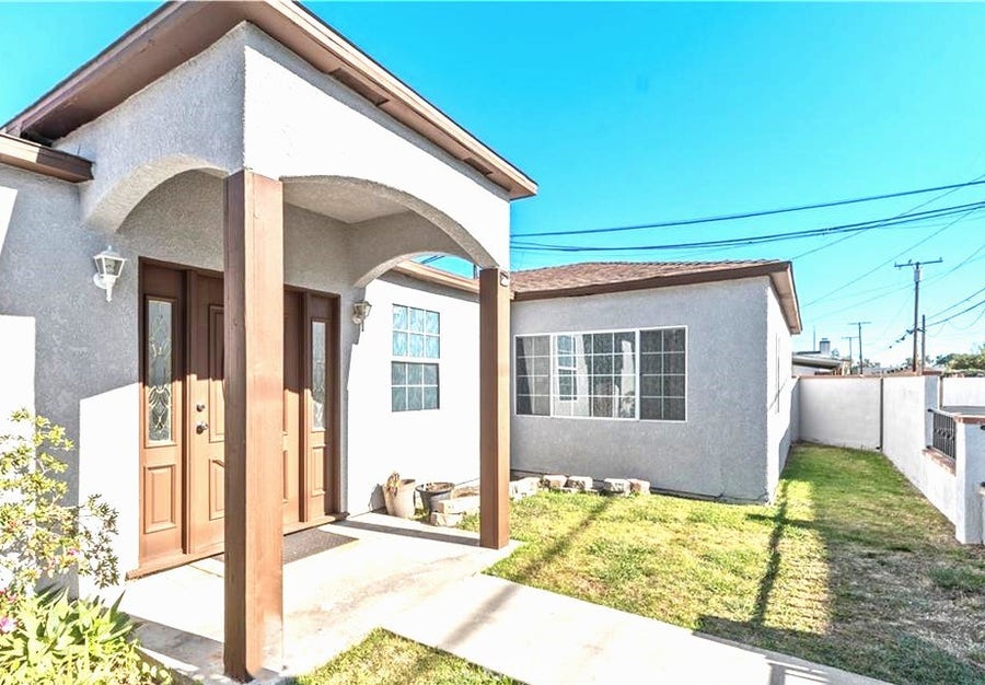 Property photo for 6228 Lemon Ave, Long Beach, CA