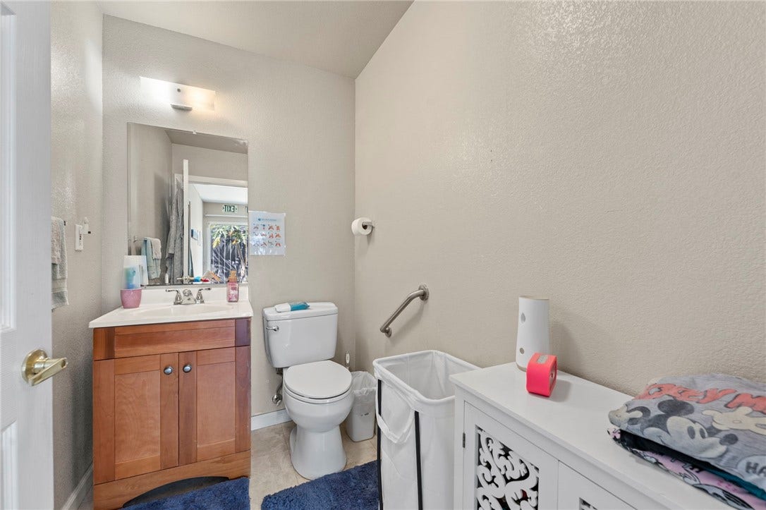 26635 Avenida Deseo, Mission Viejo, CA 92691 26635 Avenida Deseo, Mission Viejo, CA 92691