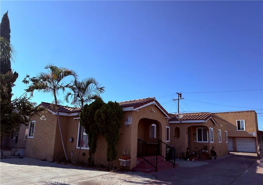 Property photo for 2433 Broadway, Huntington Park, CA