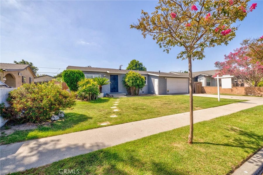 Property photo for 1136 E 71st, Long Beach, CA