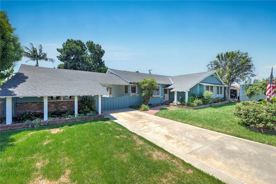 Property photo for 9932 Belfair Street, Bellflower, CA