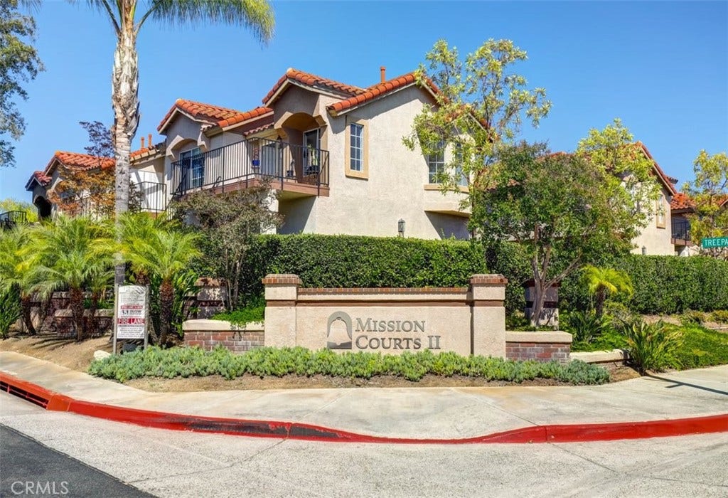 1 Dogwood, Rancho Santa Margarita, CA 92688 1 Dogwood, Rancho Santa Margarita, CA 92688