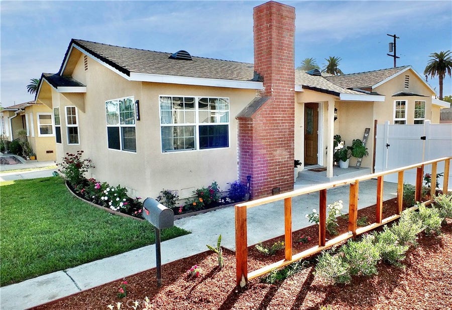 Property photo for 2359 Golden, Long Beach, CA