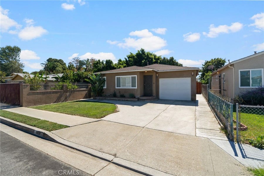 Property photo for 1458 E 215th, Carson, CA
