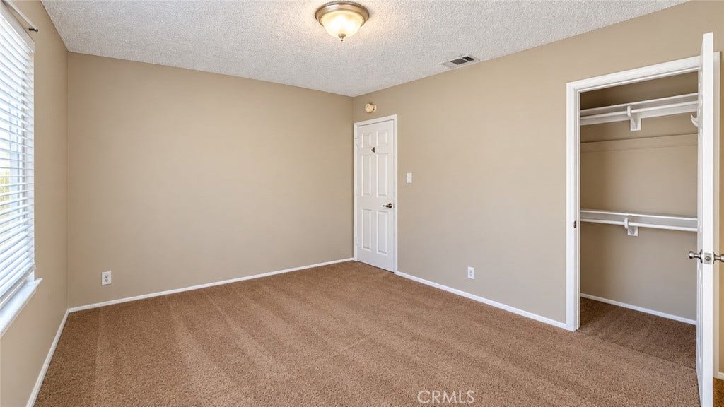 4628 Knoxville Avenue, Lakewood, CA 90713 4628 Knoxville Avenue, Lakewood, CA 90713