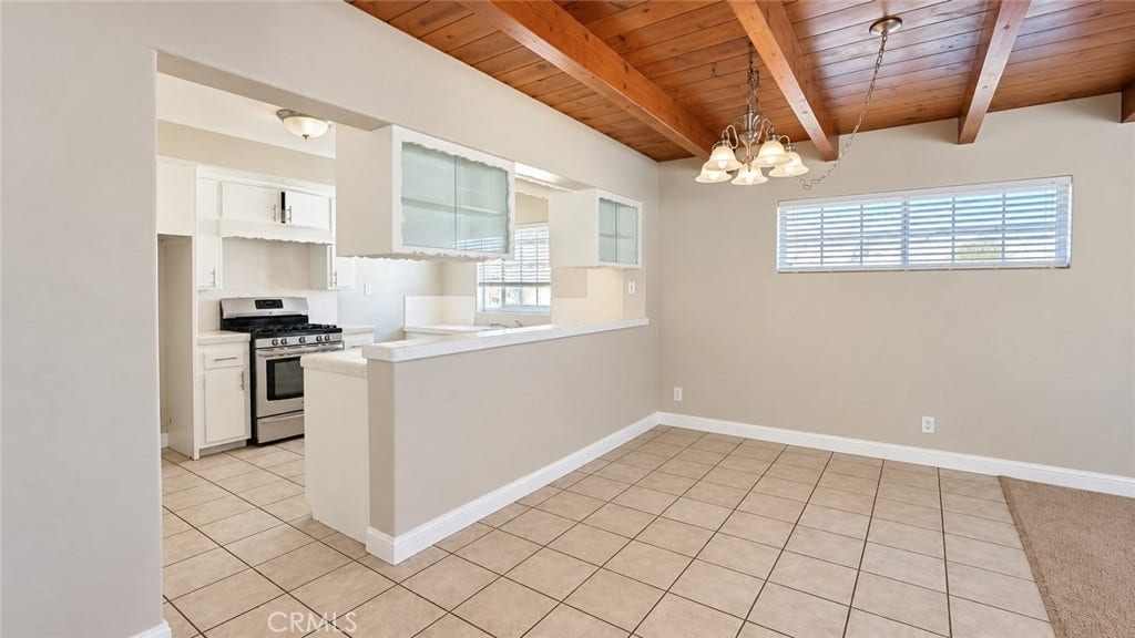 4628 Knoxville Avenue, Lakewood, CA 90713 4628 Knoxville Avenue, Lakewood, CA 90713
