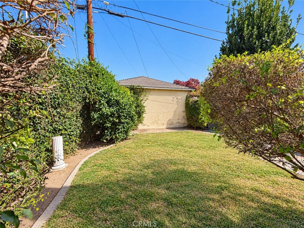 4628 Knoxville Avenue, Lakewood, CA 90713 4628 Knoxville Avenue, Lakewood, CA 90713