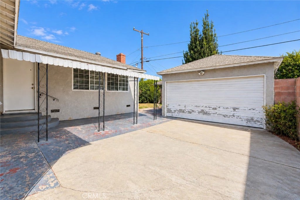 4628 Knoxville Avenue, Lakewood, CA 90713 4628 Knoxville Avenue, Lakewood, CA 90713