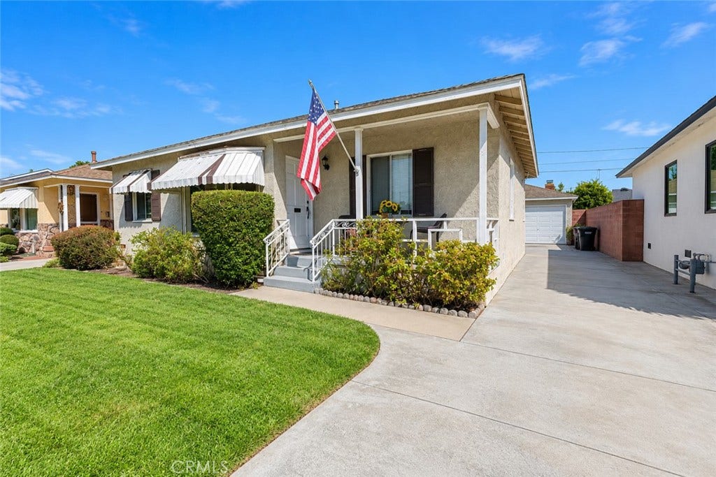 4628 Knoxville Avenue, Lakewood, CA 90713 4628 Knoxville Avenue, Lakewood, CA 90713
