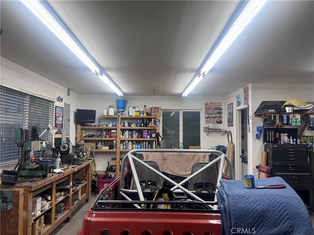 5938 Hersholt Avenue, Lakewood, CA 90712 Workshop