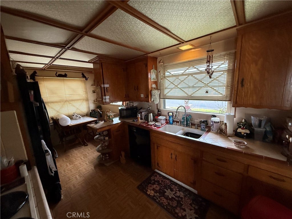 8039 Irondale, Canoga Park, CA 91306 8039 Irondale, Canoga Park, CA 91306