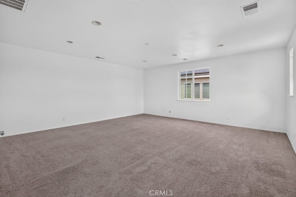 6221 Arcadia Street, Eastvale, CA 92880 6221 Arcadia Street, Eastvale, CA 92880