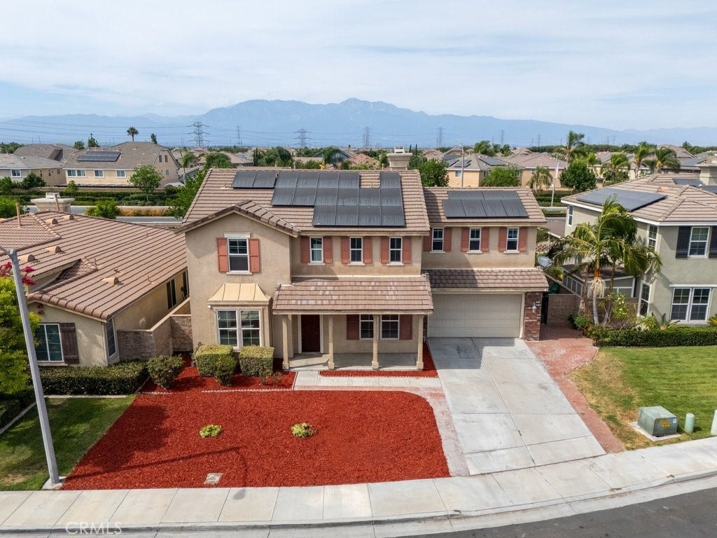 6221 Arcadia Street, Eastvale, CA 92880 6221 Arcadia Street, Eastvale, CA 92880