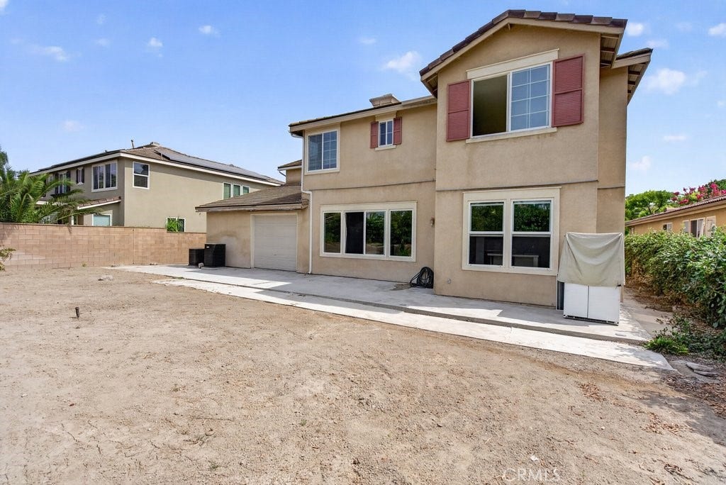 6221 Arcadia Street, Eastvale, CA 92880 6221 Arcadia Street, Eastvale, CA 92880