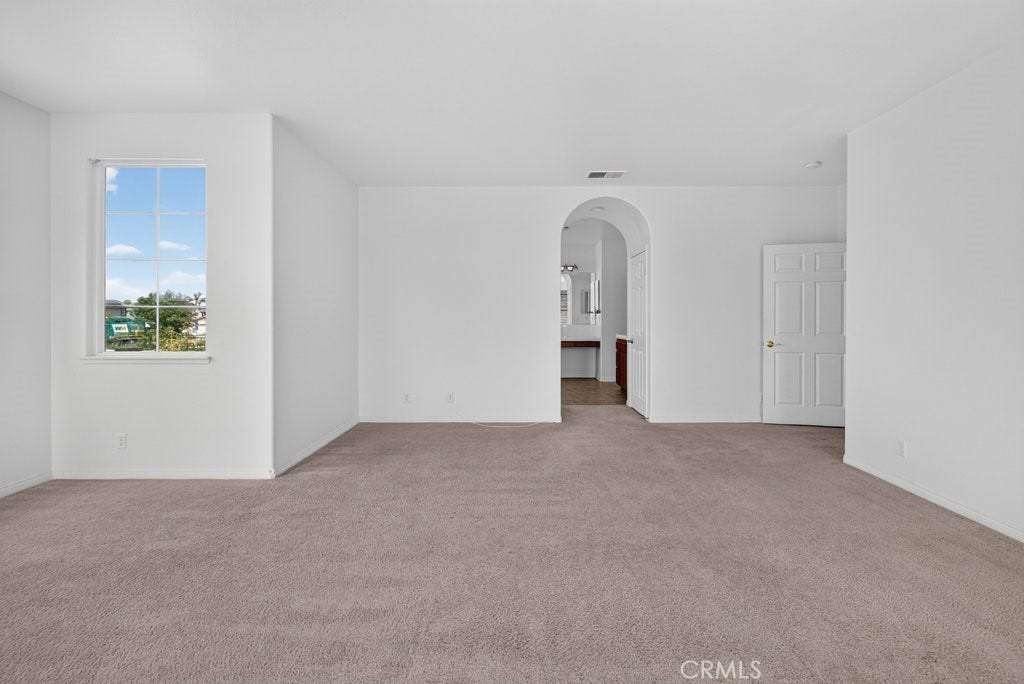 6221 Arcadia Street, Eastvale, CA 92880 6221 Arcadia Street, Eastvale, CA 92880