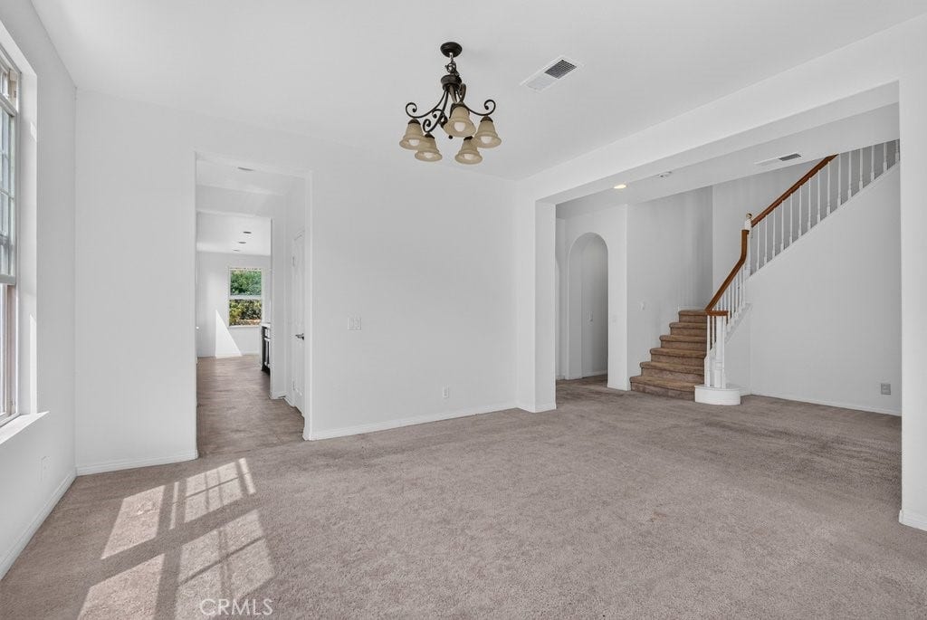 6221 Arcadia Street, Eastvale, CA 92880 6221 Arcadia Street, Eastvale, CA 92880