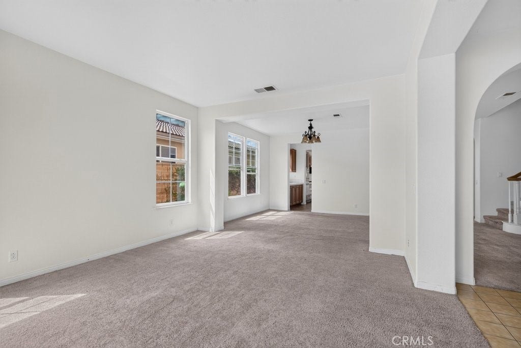 6221 Arcadia Street, Eastvale, CA 92880 6221 Arcadia Street, Eastvale, CA 92880