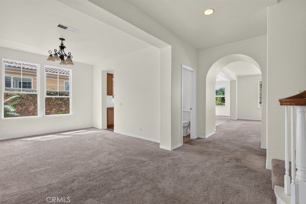 6221 Arcadia Street, Eastvale, CA 92880 6221 Arcadia Street, Eastvale, CA 92880