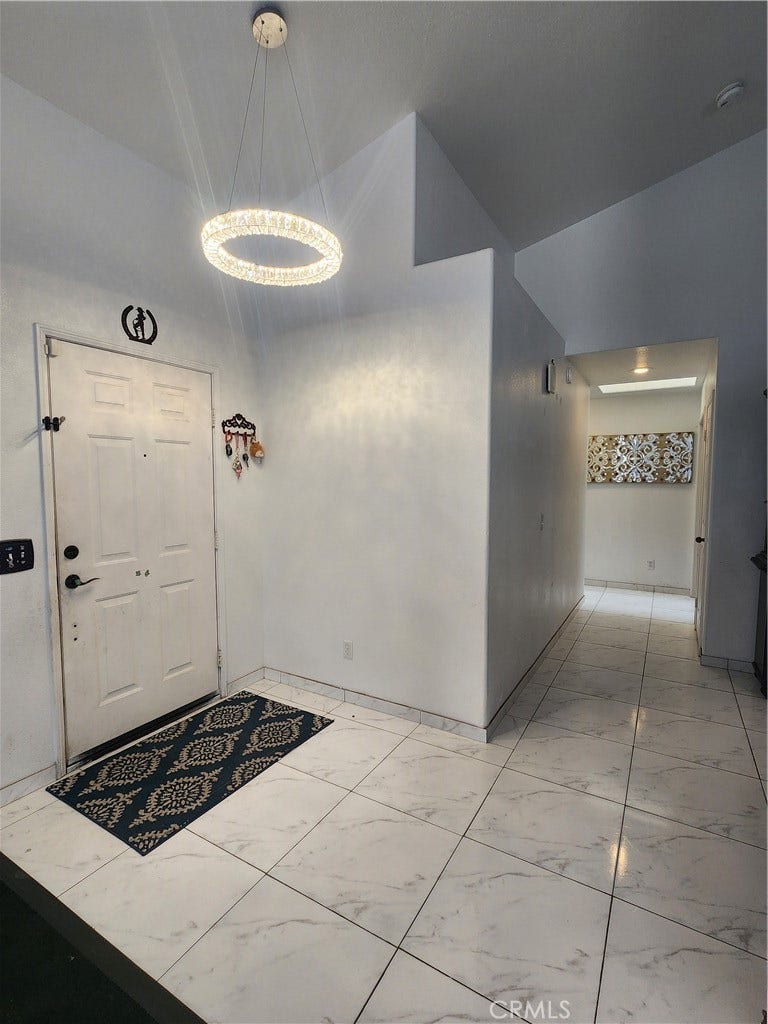 1069 Fig, San Jacinto, CA 92582