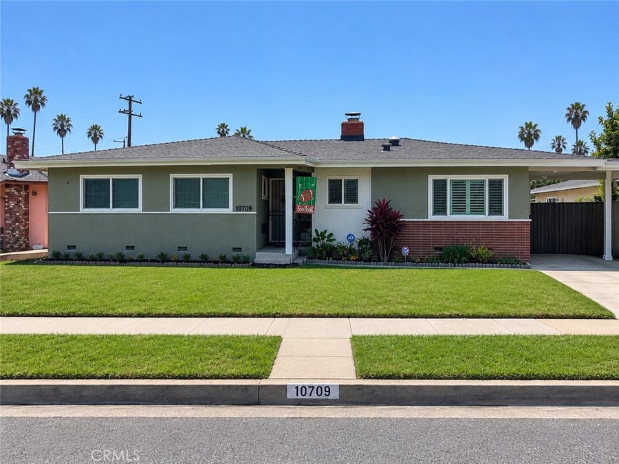 Property photo for 10709 S 8th Avenue, Inglewood, CA