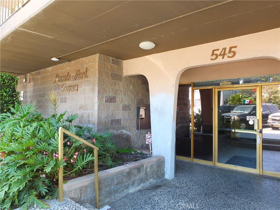 Property photo for 545 Chestnut Avenue, #203, Long Beach, CA