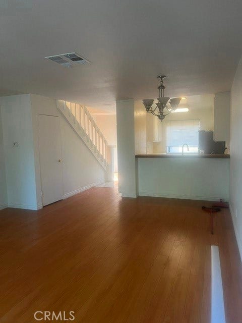 12750 Centralia, #30, Lakewood, CA 90715 Living room