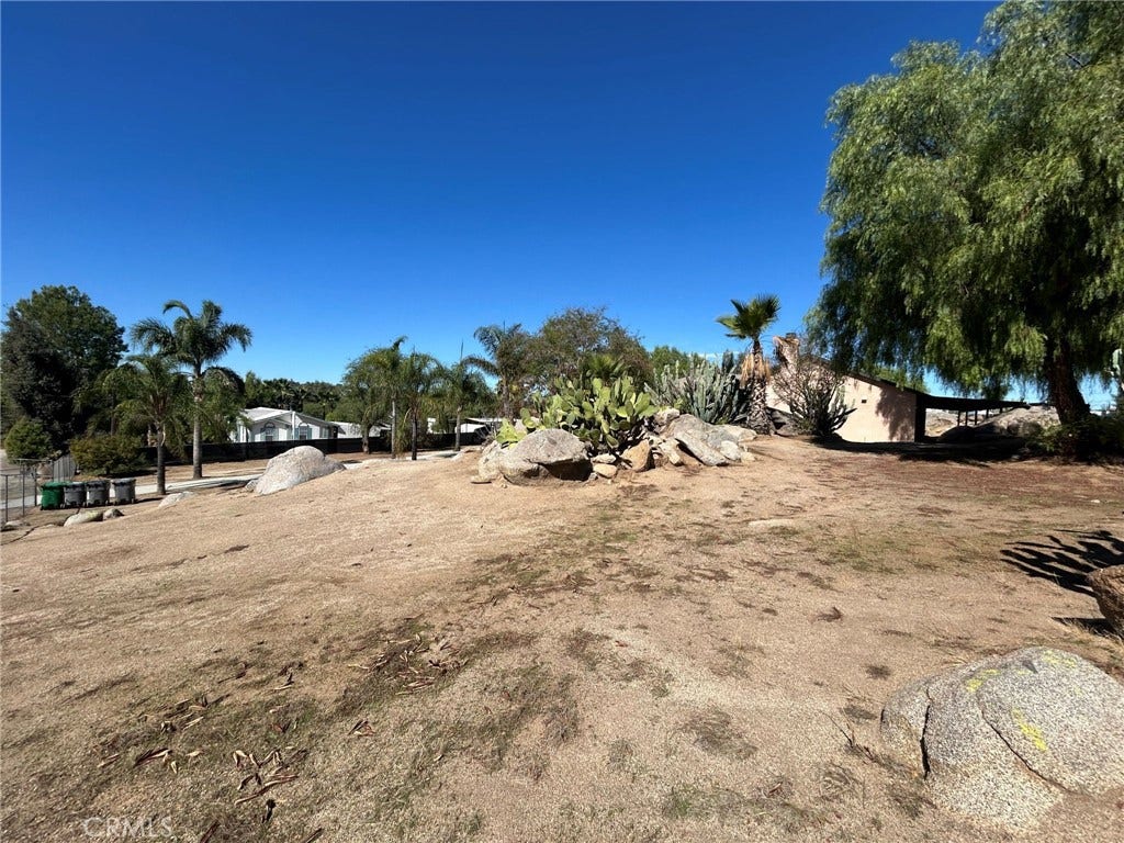 20895 Perry Street, Perris, CA 92570 20895 Perry Street, Perris, CA 92570
