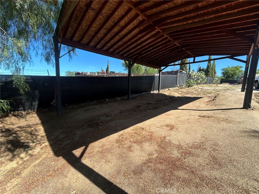 20895 Perry Street, Perris, CA 92570 Carport