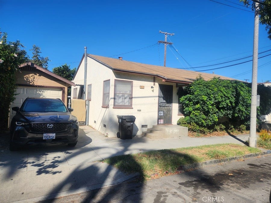 Property photo for 919 Hoffman, Long Beach, CA