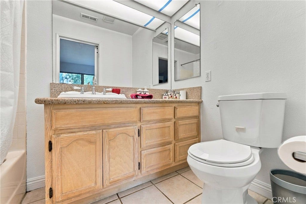 926 W Philadelphia, #R99, Ontario, CA 91762 926 W Philadelphia, #R99, Ontario, CA 91762