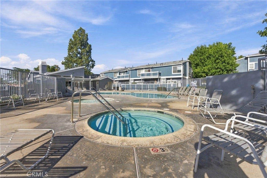 926 W Philadelphia, #R99, Ontario, CA 91762 926 W Philadelphia, #R99, Ontario, CA 91762