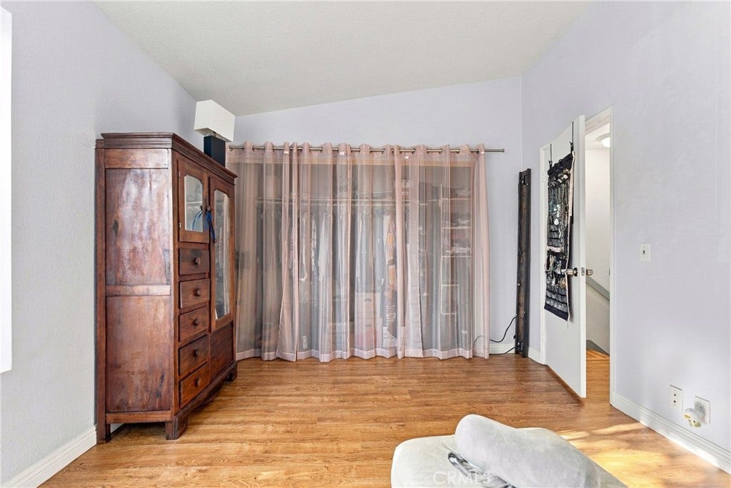 926 W Philadelphia, #R99, Ontario, CA 91762 926 W Philadelphia, #R99, Ontario, CA 91762