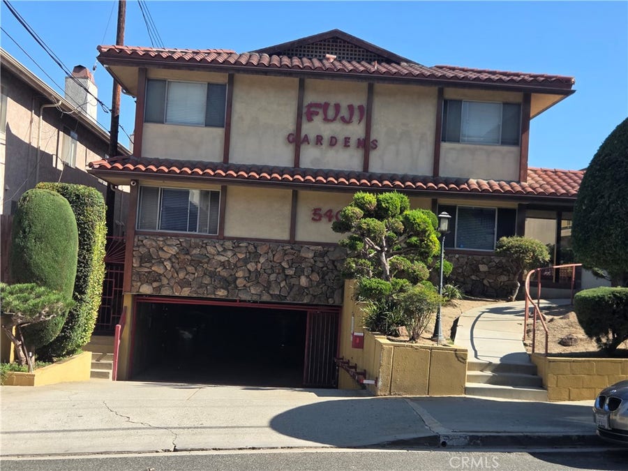 Property photo for 540 Evergreen Street, #18, Inglewood, CA