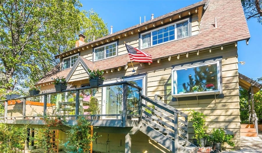 Property photo for 514 Emerald Drive, Lake Arrowhead, CA