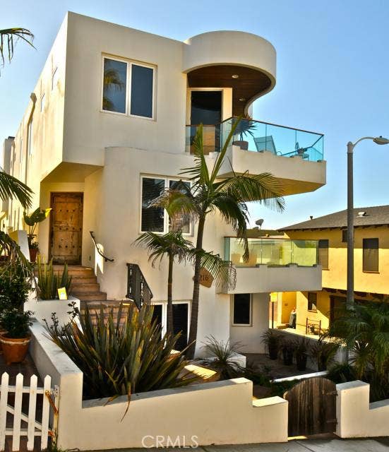 Property photo for 216 29th Street, Manhattan Beach, CA