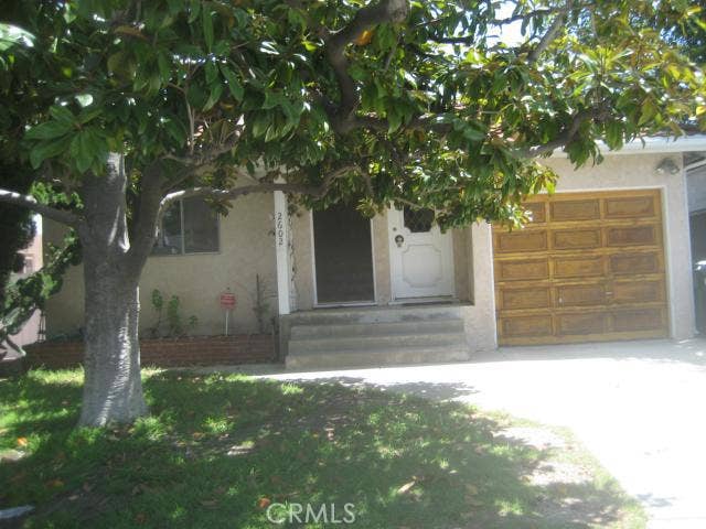 Property photo for 2602 Maple Avenue, Manhattan Beach, CA