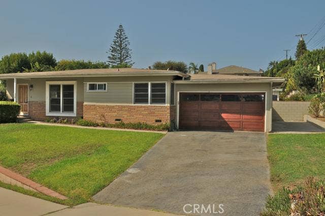 Property photo for 1357 Voorhees Avenue, Manhattan Beach, CA