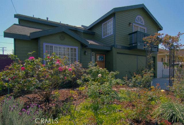 Property photo for 2022 Warfield Avenue, #1, Redondo Beach, CA