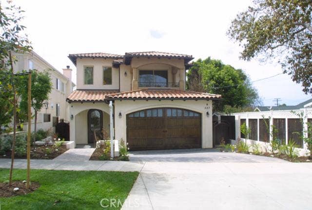 Property photo for 527 N Guadalupe Avenue, Redondo Beach, CA