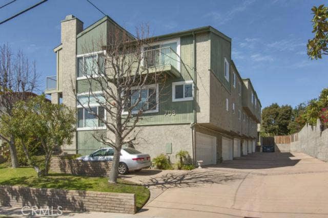 Property photo for 708 El Redondo Avenue, #4, Redondo Beach, CA