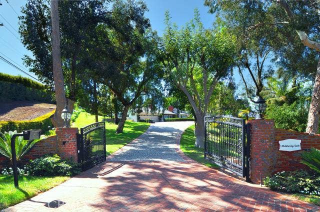 Property photo for 1 Middleridge Lane S, Rolling Hills, CA