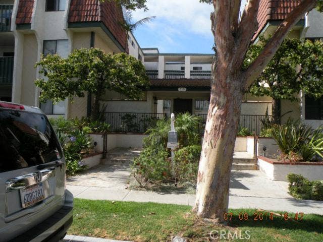 Property photo for 215 W Palm Avenue, #305, El Segundo, CA