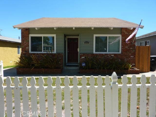 Property photo for 4934 W 138th Street W, Hawthorne, CA