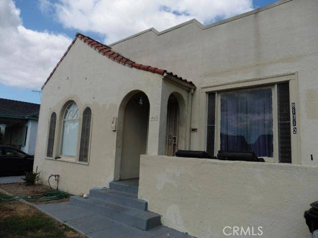 Property photo for 817 W 64TH, Los Angeles, CA