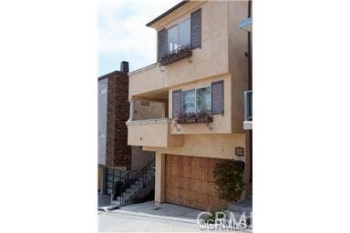 Property photo for 229 Seaview Street, Manhattan Beach, CA