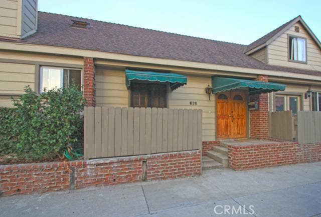 Property photo for 626 S Peck Avenue, Manhattan Beach, CA